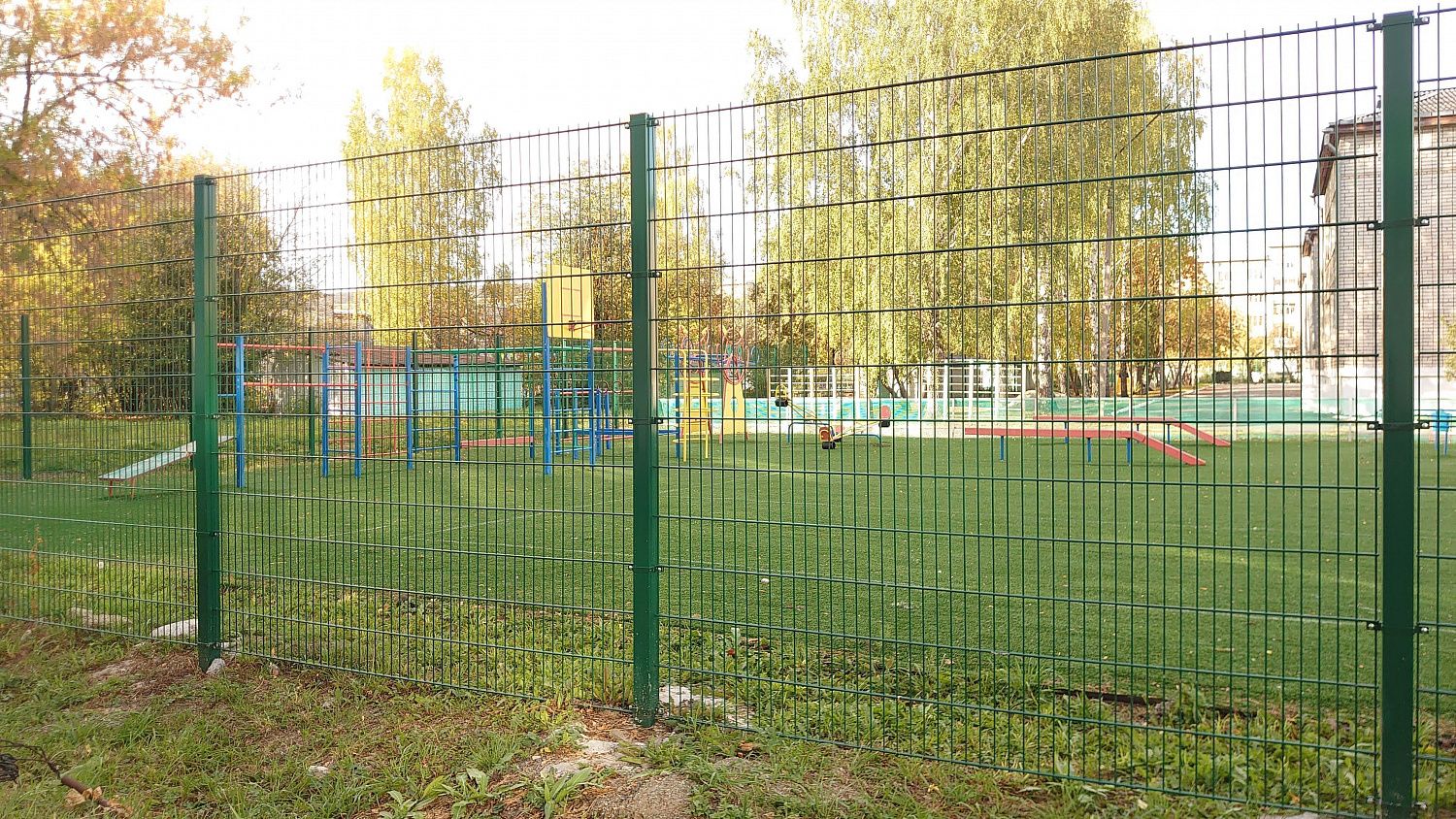 Комплексное ограждение детского сада «Аленький цветочек» в Реже